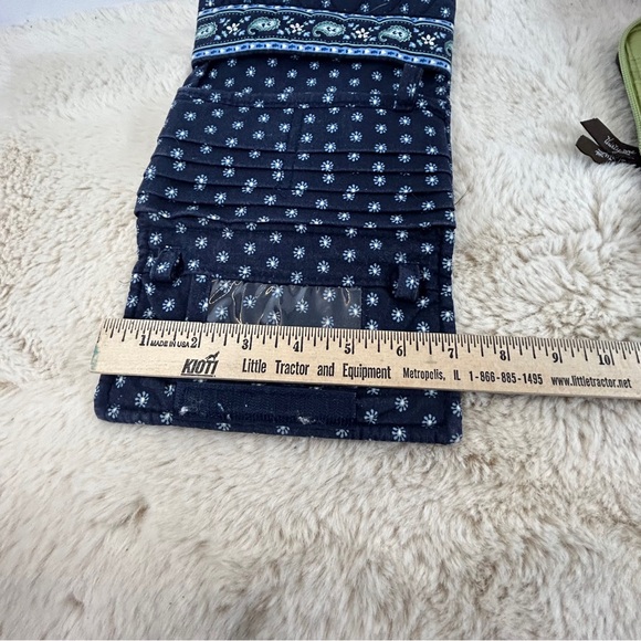 Vera Bradley Floral and Patterned Wallet Bundle - Picture 4 of 11